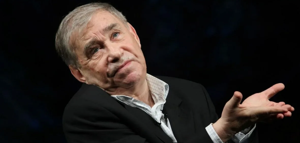 Несколько слов о наших любимых актёрах. ( не лестных )