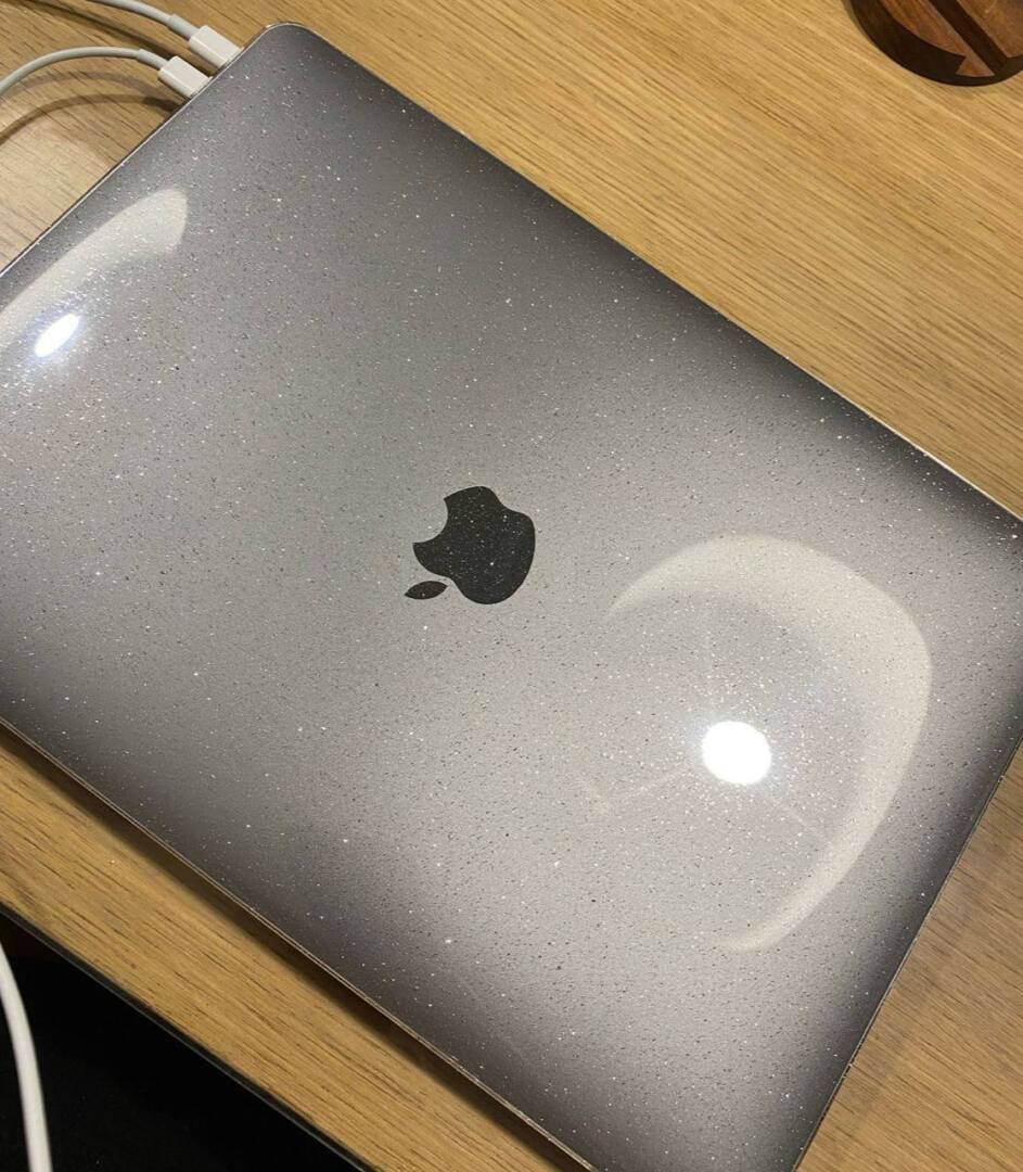 Стильный чехол для MacBook