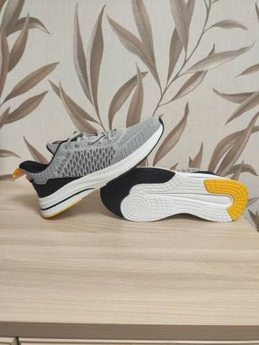 Мужские кроссовки