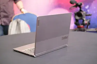 Переносной ноутбук и смартфон Lenovo - убедительный, незавершенный шаг в будущее