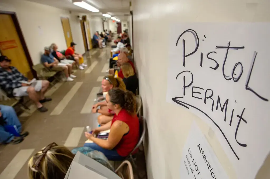 Законы об оружии в Нью-Йорке сеют путаницу, поскольку нация переосмысливает регулирование