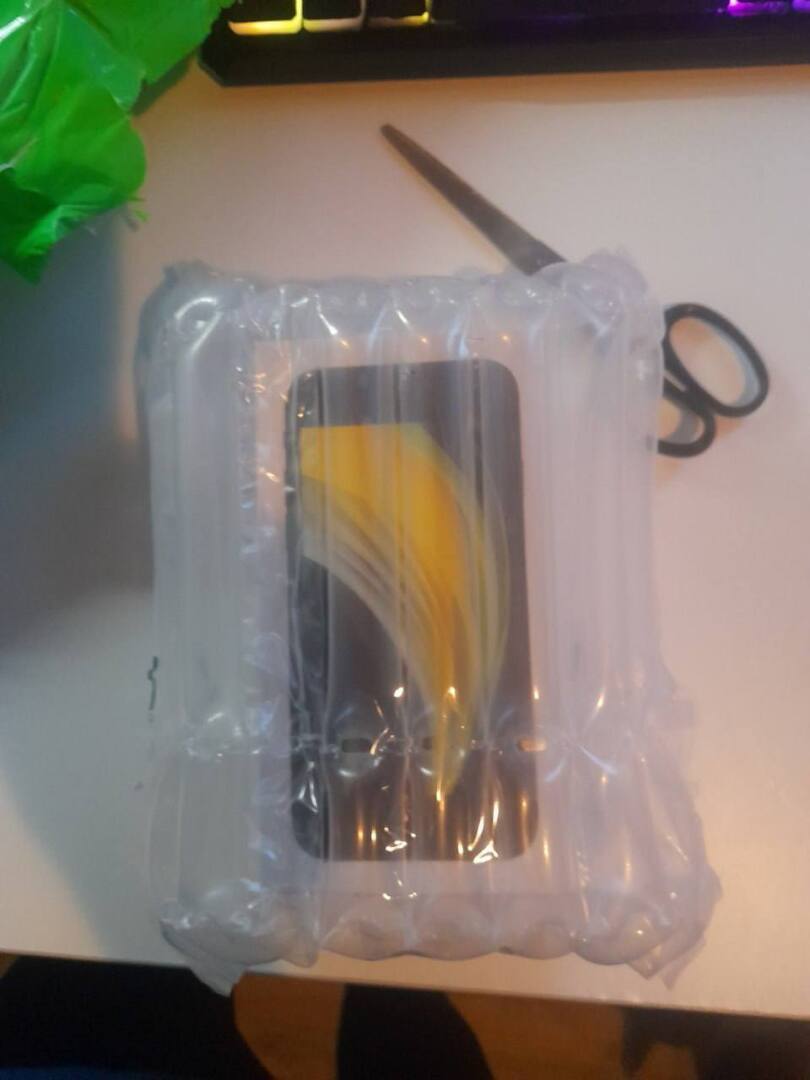 IPhone SE 2020 с большой скидкой