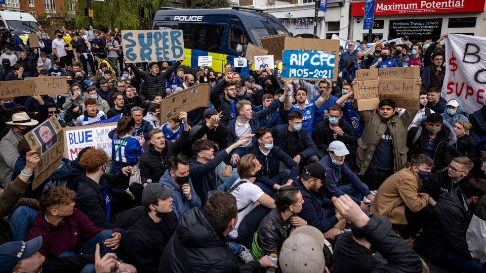 Политический триллер", наполненный личными предательствами. Внутренняя история Суперлиги и войны за душу футбола