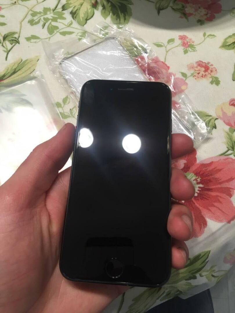 IPhone SE 2020 с большой скидкой