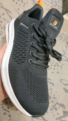 Мужские кроссовки