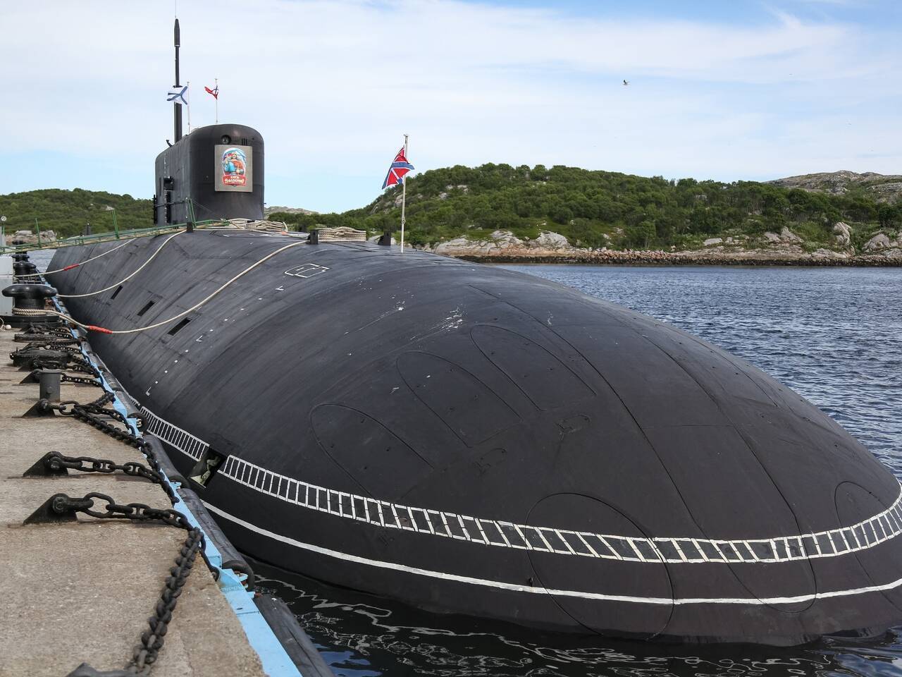 Новая атомная подводная лодка Путина «Александр III» по сравнению с флотом США «Огайо».