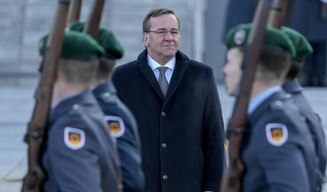 Враги России вновь объединились: Фашистская "ось" готовится к нанесению удара - Как Россия ответит?