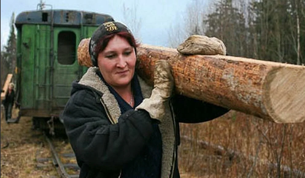 Общество сошло с ума? Россияне жертвуют своим здоровьем ради денег