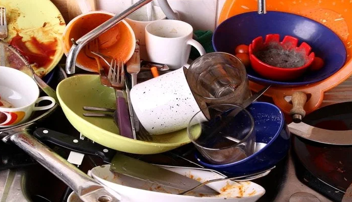 Повод для развода или нет? Как жить с женой-неряхой? Я больше не могу терпеть. Как решить эту проблему? - Дайте совет