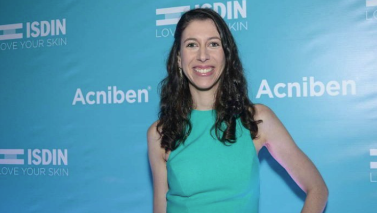 ISDIN представляет в Бразилии свою первую линию по уходу за жирной и склонной к акне кожей