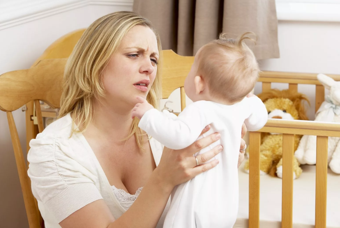 Ты бесплодная, тебе везет...Женская глупость или зависть?