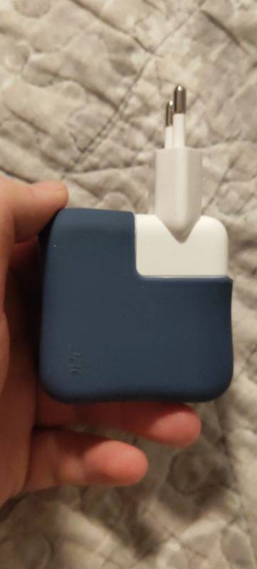 Чехол для зарядки MacBook
