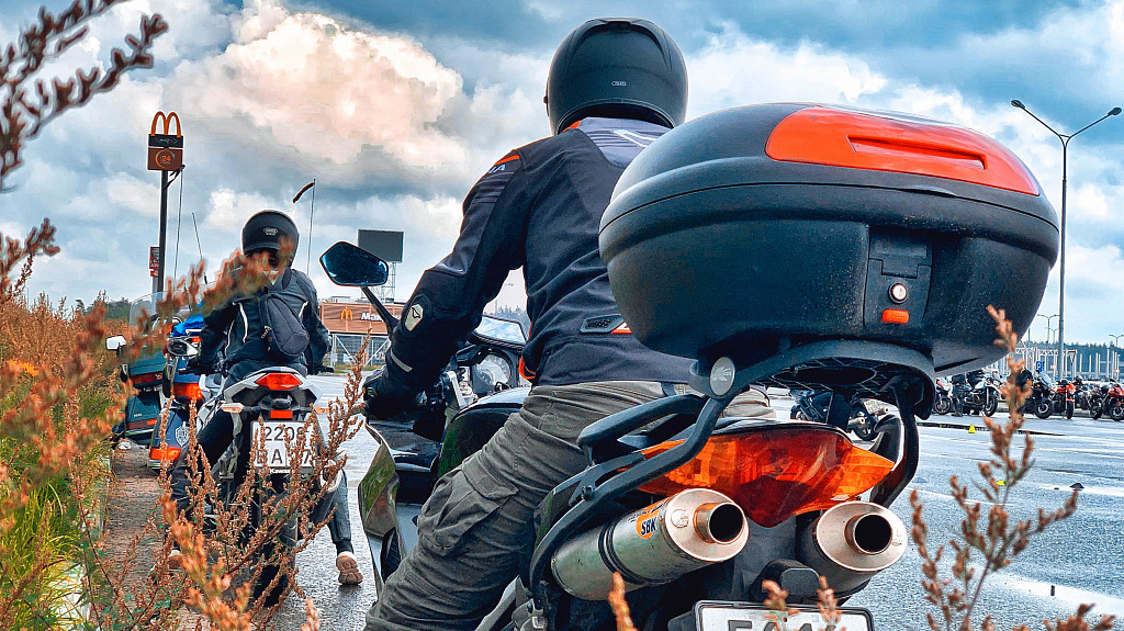 Скоро лета! А вы любите, мото путешествия? 32 совета для новичков и опытных мото путешественников.Топ 5 мотоциклов для путешествия!