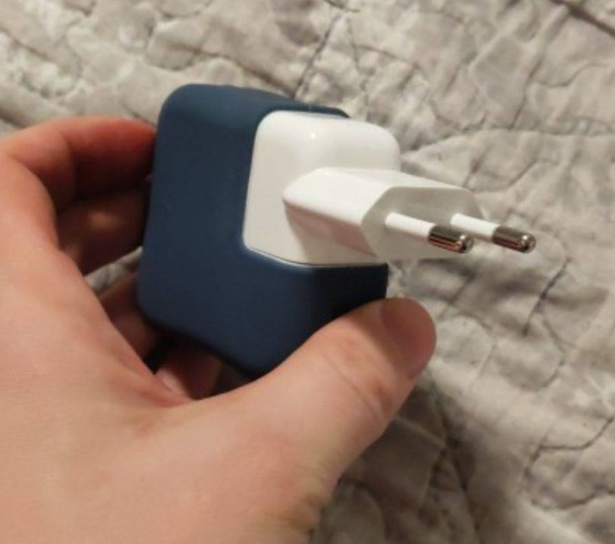 Чехол для зарядки MacBook