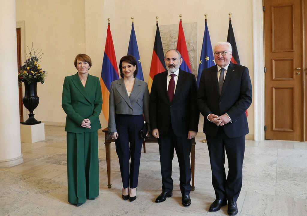 «Семейная» поездка премьера Армении в Германию стала очередным способом Еревана привлечь на Южный Кавказ западных игроков.