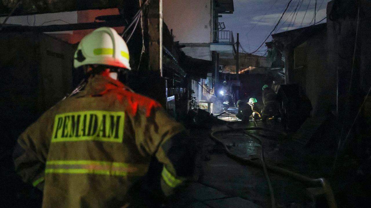 Fire at Indonesian fuel storage station kills at least 16