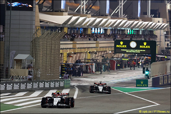 Формула 1, Гран При Бахрейна - Поул у Ферстаппена