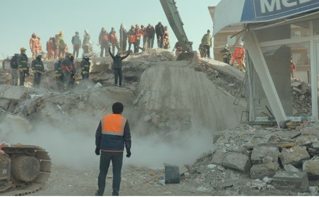 До смертельного обрушения турецкое здание обходилось без кодекса благодаря политике Эрдогана