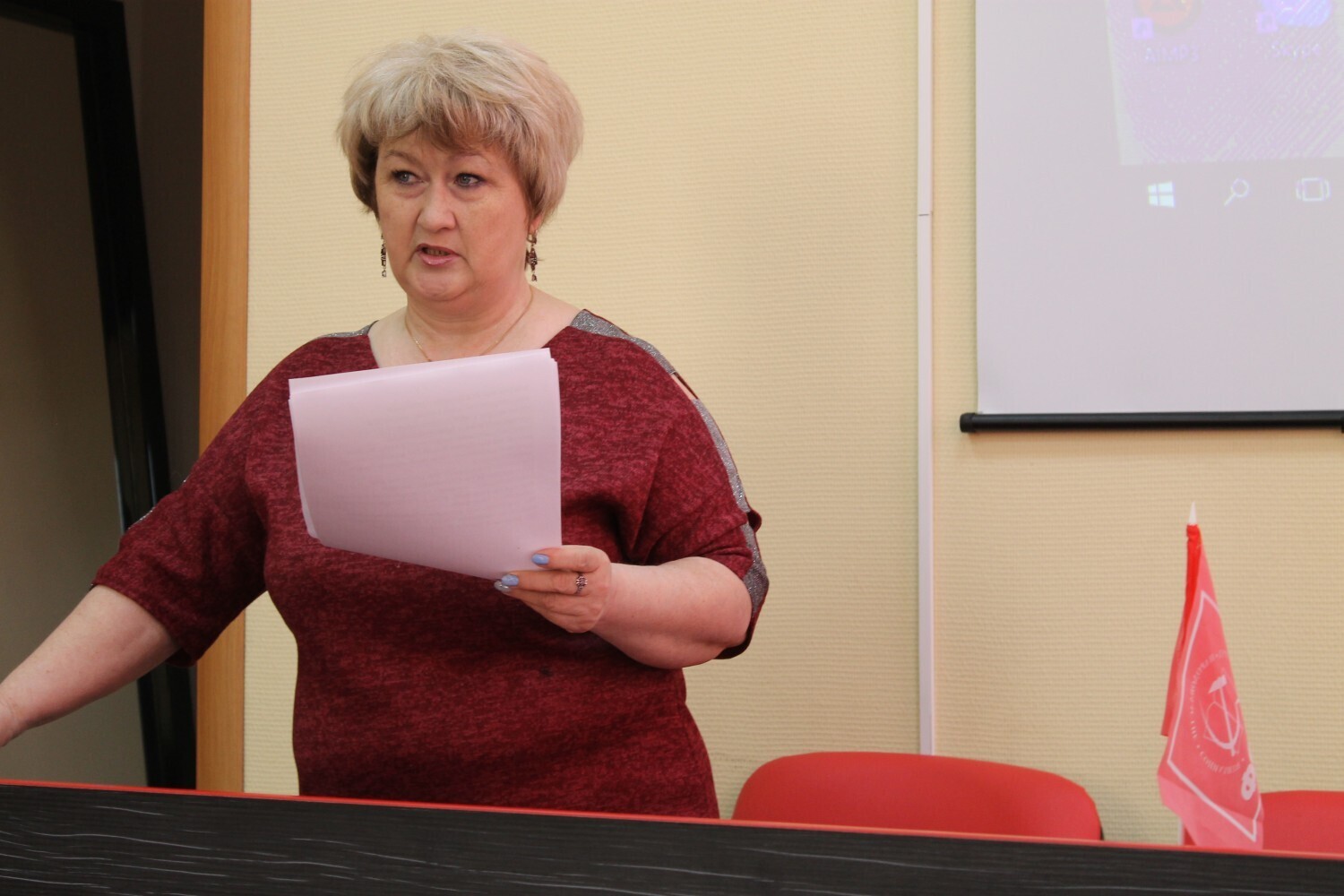 Запугать людей, конечно, можно, но это проблемы не решит!