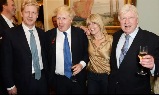 "Я думал, что мое мнение о Борисе Джонсоне не может быть ниже. Затем он выдвинул своего отца на рыцарский титул".