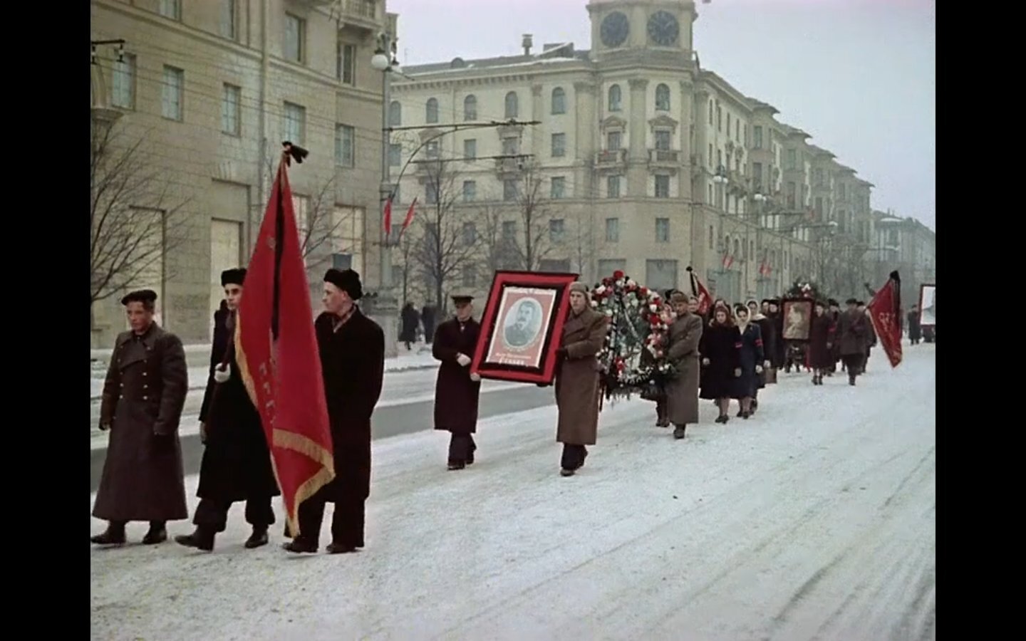 Злая ирония судьбы. Как церемония прощания со Сталиным вылилась в жуткую давку, унесшую сотни жизней