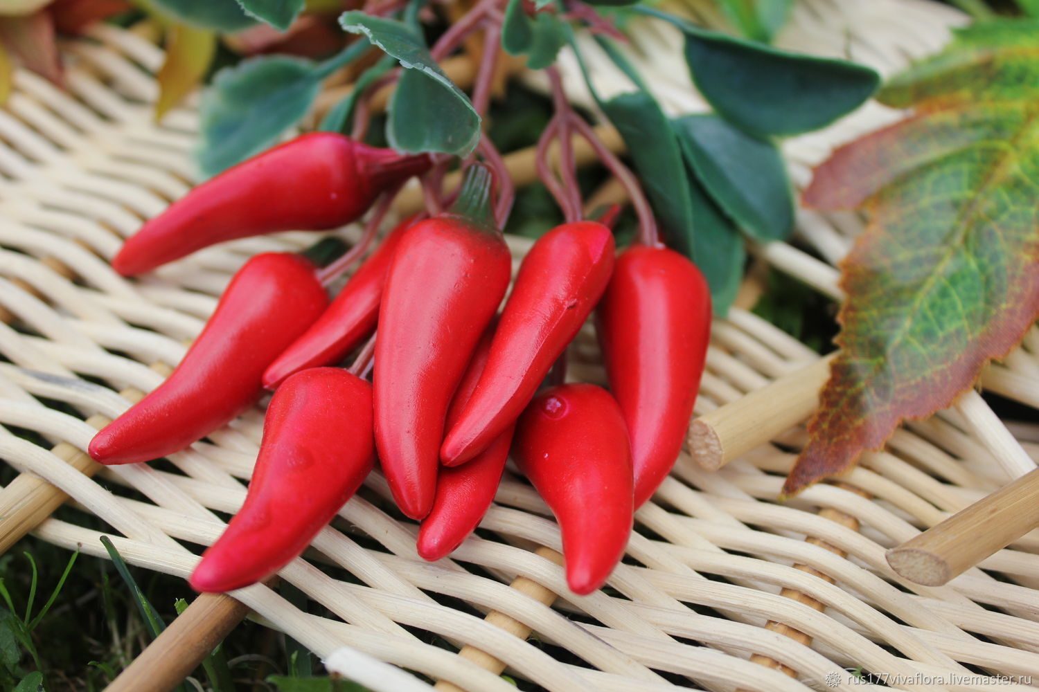 Пять известных продуктов, которые способствуют похудению и вписываются в постную пищу.