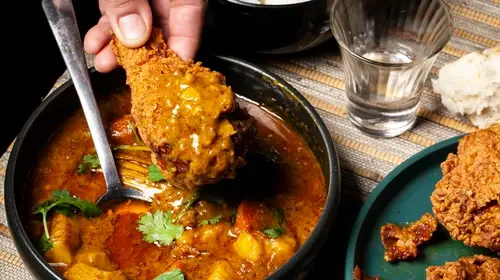 Рецепт вьетнамского карри и жареной курицы.