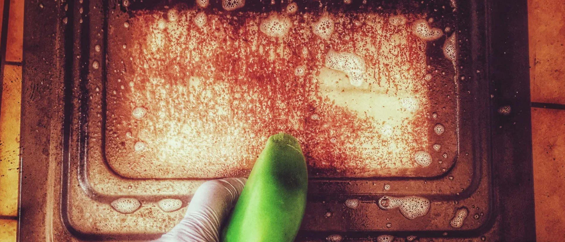 Почему уксус так хорошо чистит