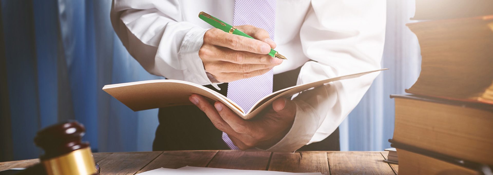 "Выигрываем суд у банка по кредитам - надежно, правильно и защищая свои интересы