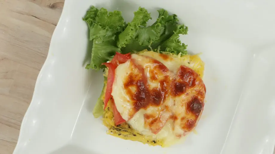 Вкуснейшая сырная запеканка (кето)