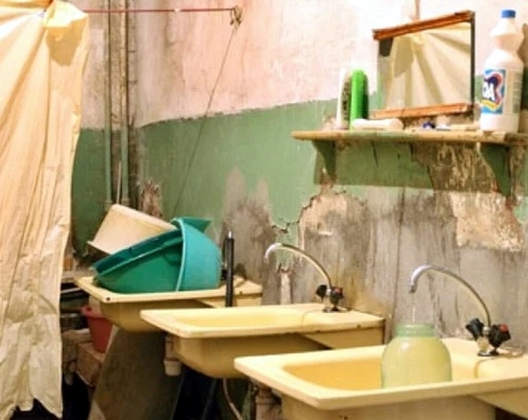 Вы бывали когда-нибудь в коммуналках? Нет? Смотрите!