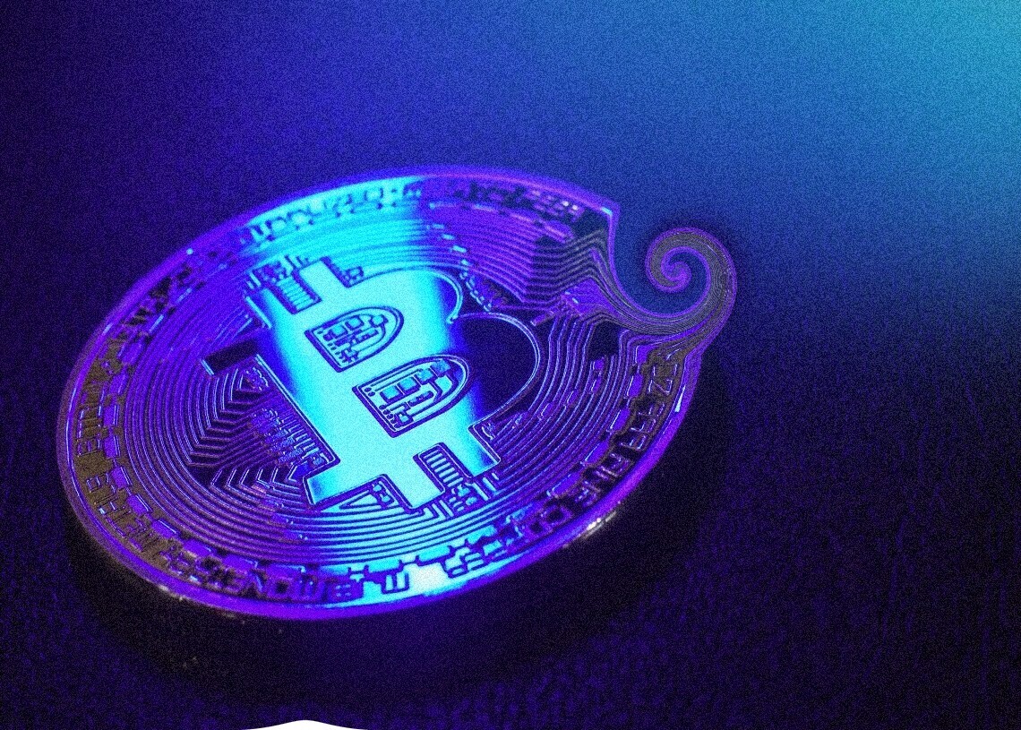 Биткоин стал популярной формой цифровой валюты в последние годы, и хотя он имеет репутацию сложной и загадочной системы, это не обязательно так.