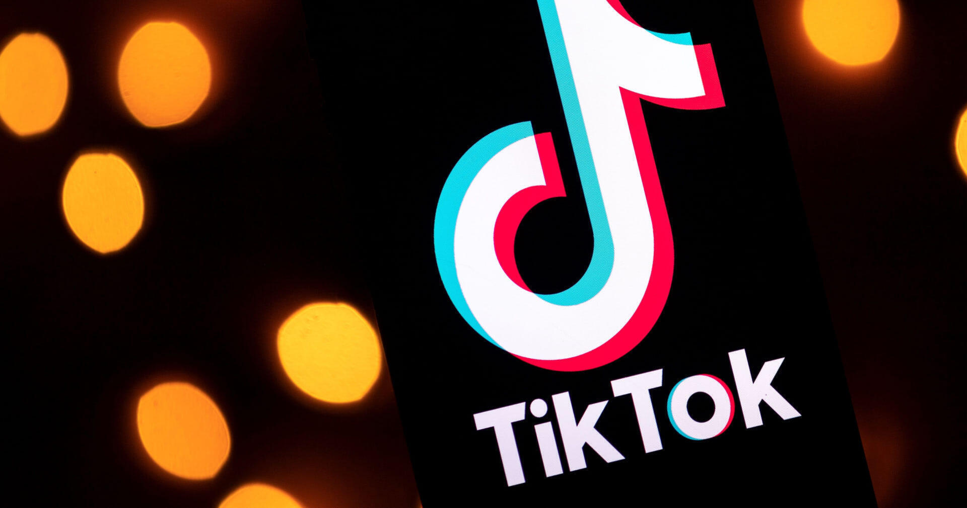 Алгоритм TikTok раскрыт: Как он учится и рекомендует контент для пользователей!