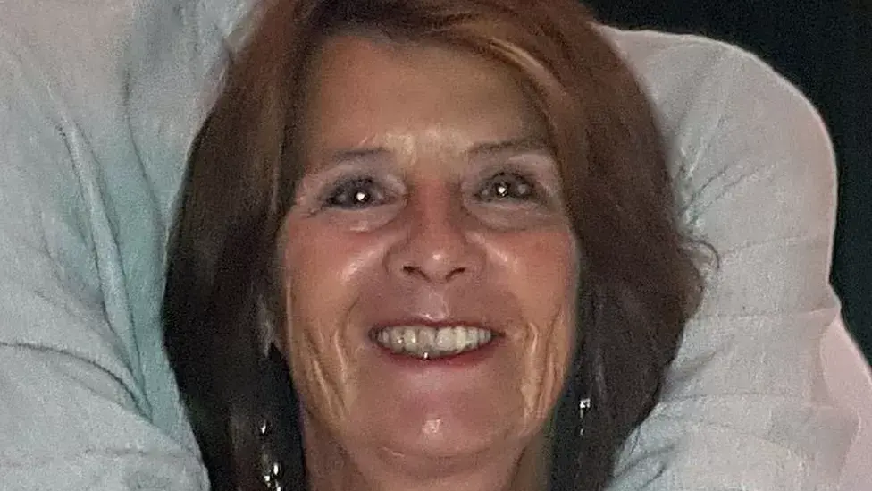 Линда Дэвис: 14-летняя наездница на электронном скутере осуждена за смерть женщины