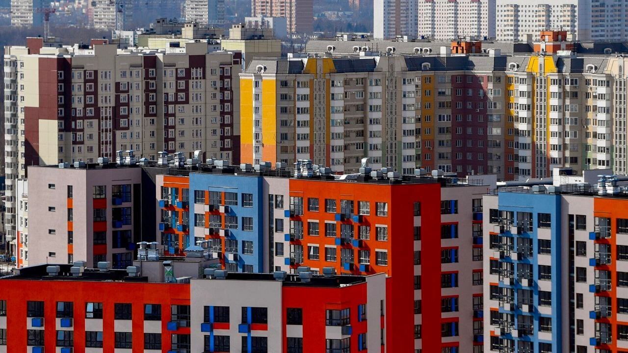 Объясняю почему спрос россиян на новостройки упал на 30,4% за последний год