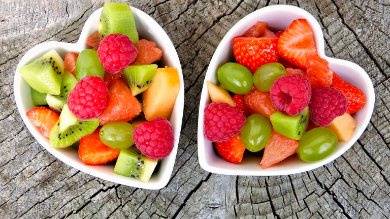 Сила суперпродуктов: Как продукты с высоким содержанием питательных веществ могут укрепить ваше здоровье?