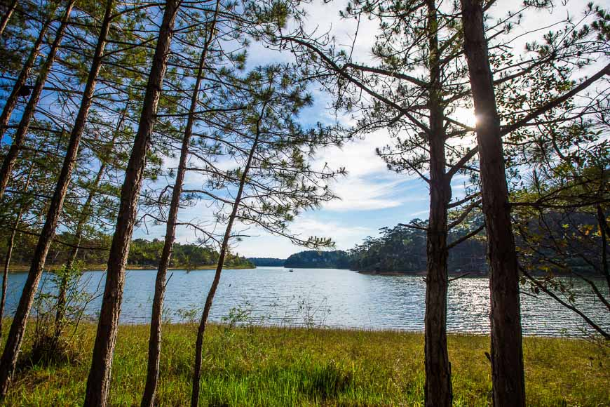 Оставайтесь дома с Вьетнамом.