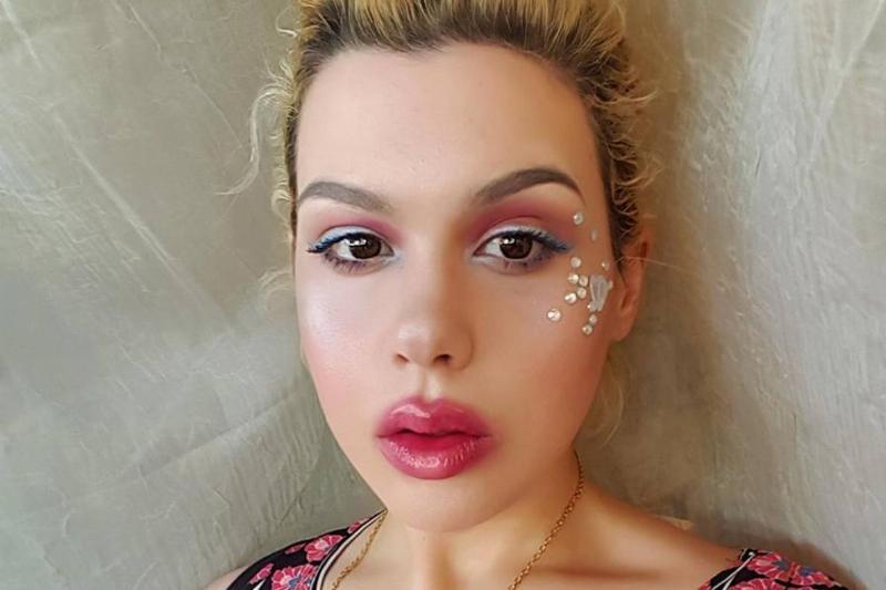 Эта личность с избыточным весом похудела на 420 фунтов, и теперь она выглядит потрясающе