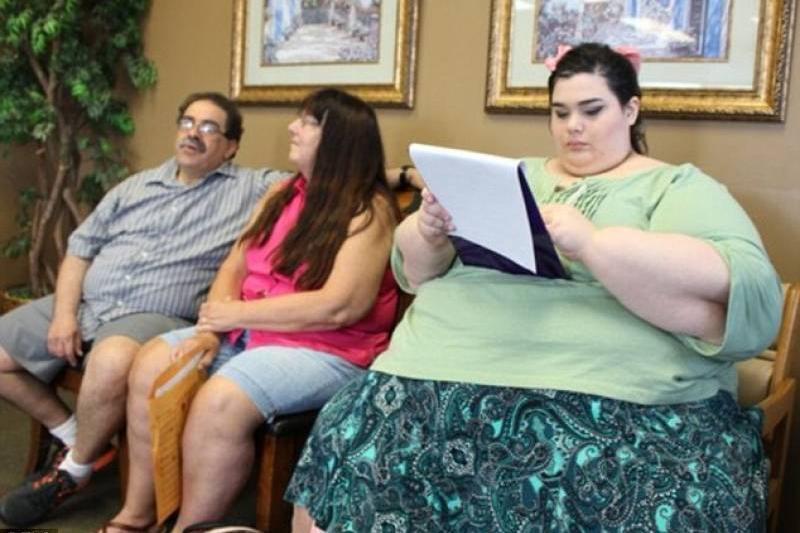 Эта личность с избыточным весом похудела на 420 фунтов, и теперь она выглядит потрясающе