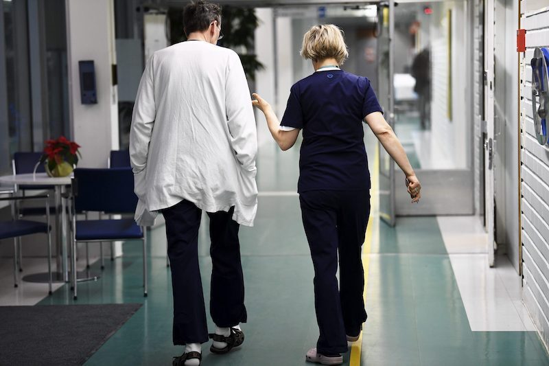 Банковская операция встряхивает рынки, поскольку инвесторы оценивают отчет о рабочих местах