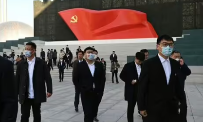 Си Цзиньпин разрушил правление эпохи после Мао и укрепил свою власть, выиграв исторический третий срок !!!!