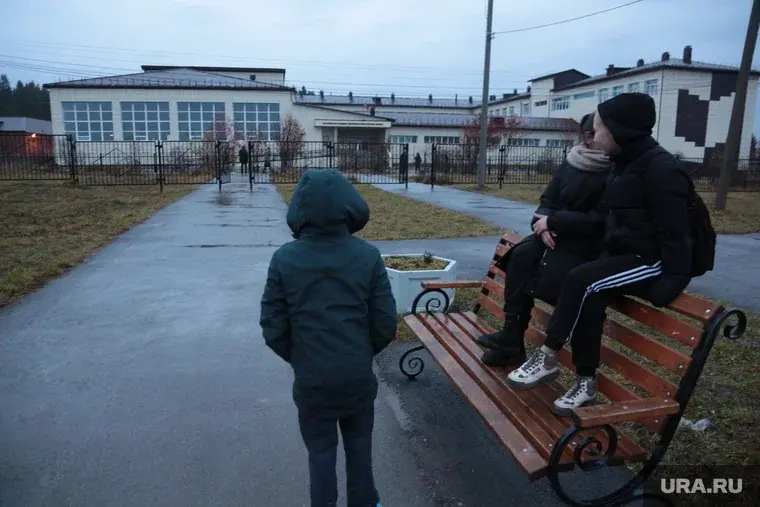 В Березниках избили школьницу и забрали 30 рублей