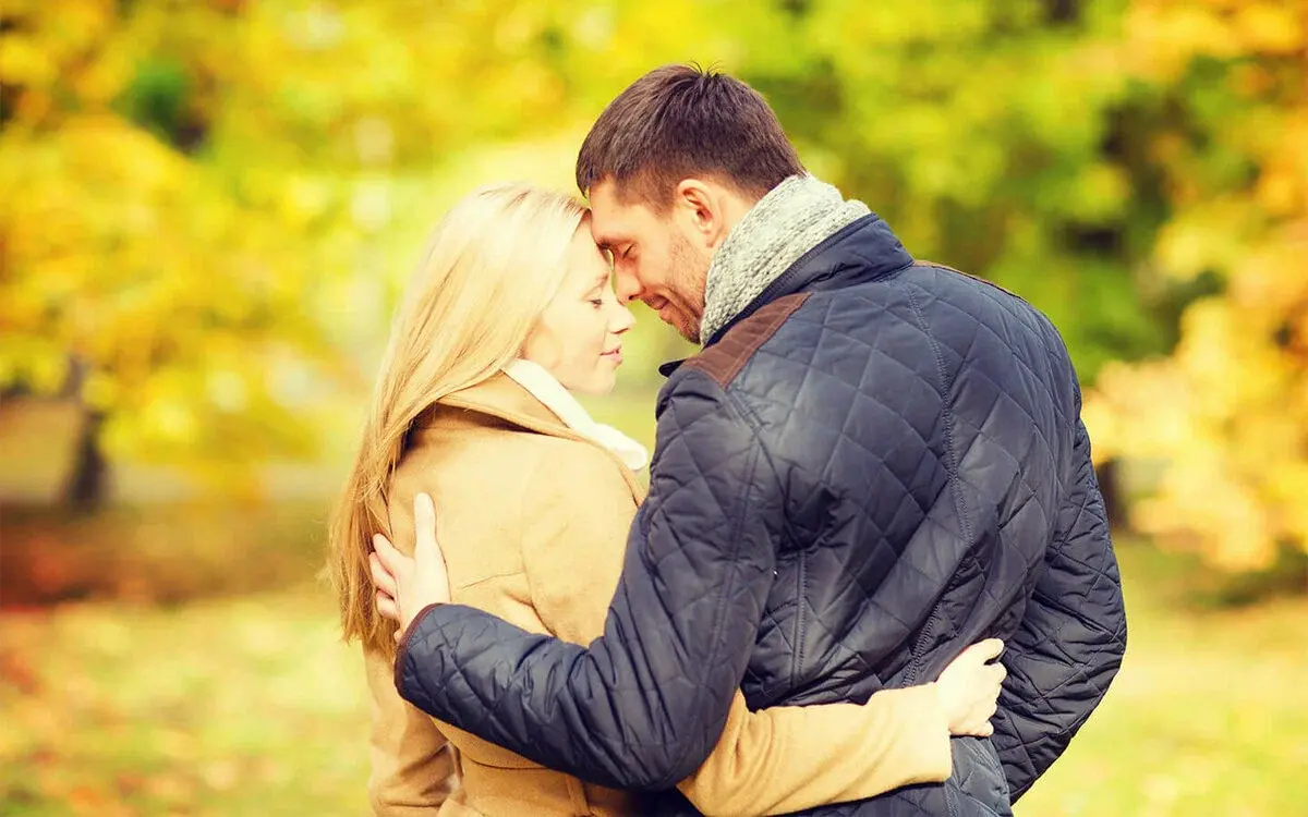 "Откройте дверь в мир возможностей: Знакомства, которые изменят вашу жизнь"