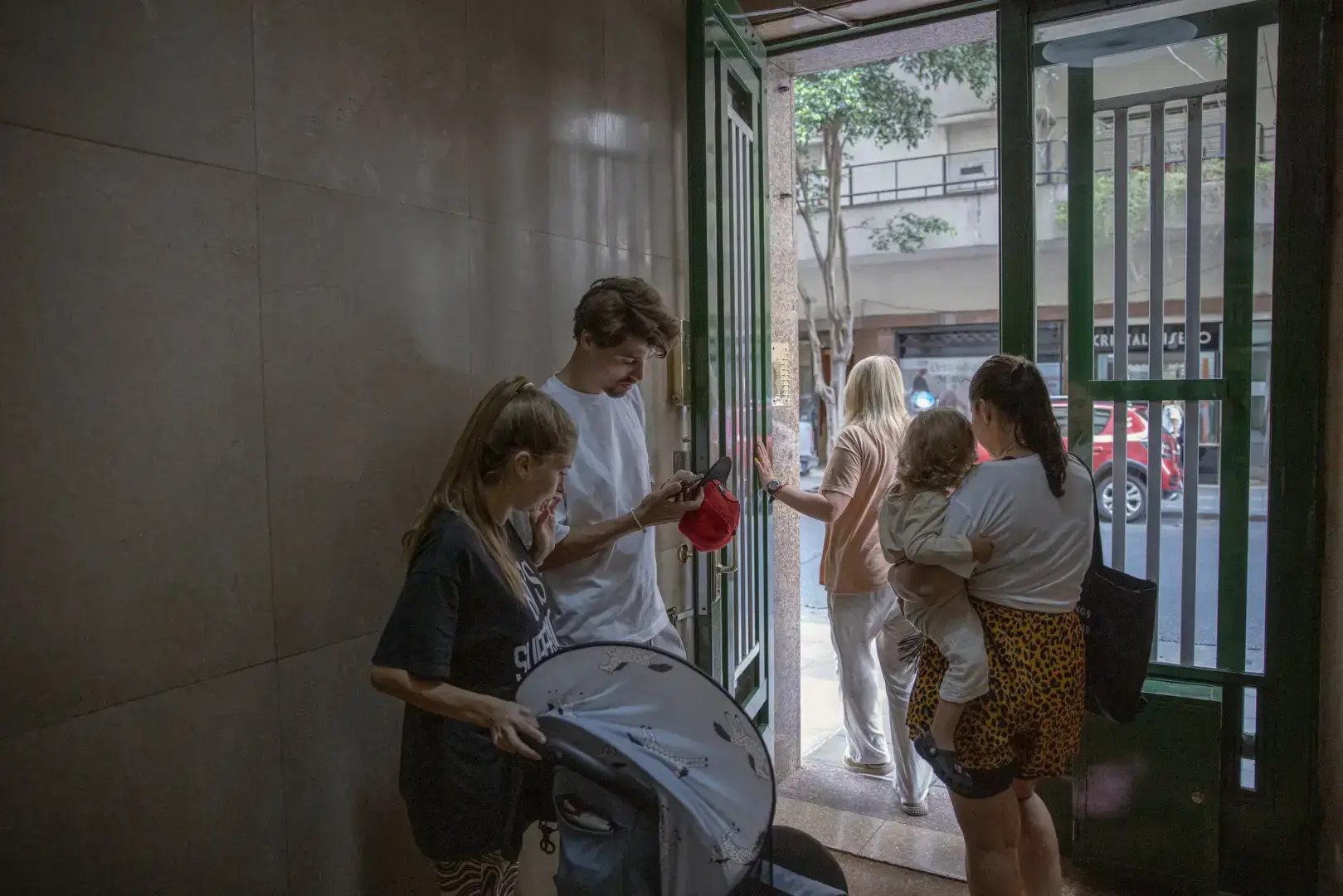 (Буквальный) паспорт из России: рожать в Аргентине