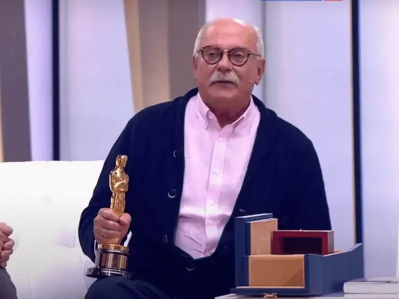 Никита Михалков выиграл престижную кинопремию "Лучший документальный фильм" за фильм "Джулиано Ассанж. Разоблачение".