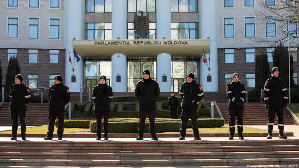 Москвой сети, которая стремилась дестабилизировать бывшую советскую страну.