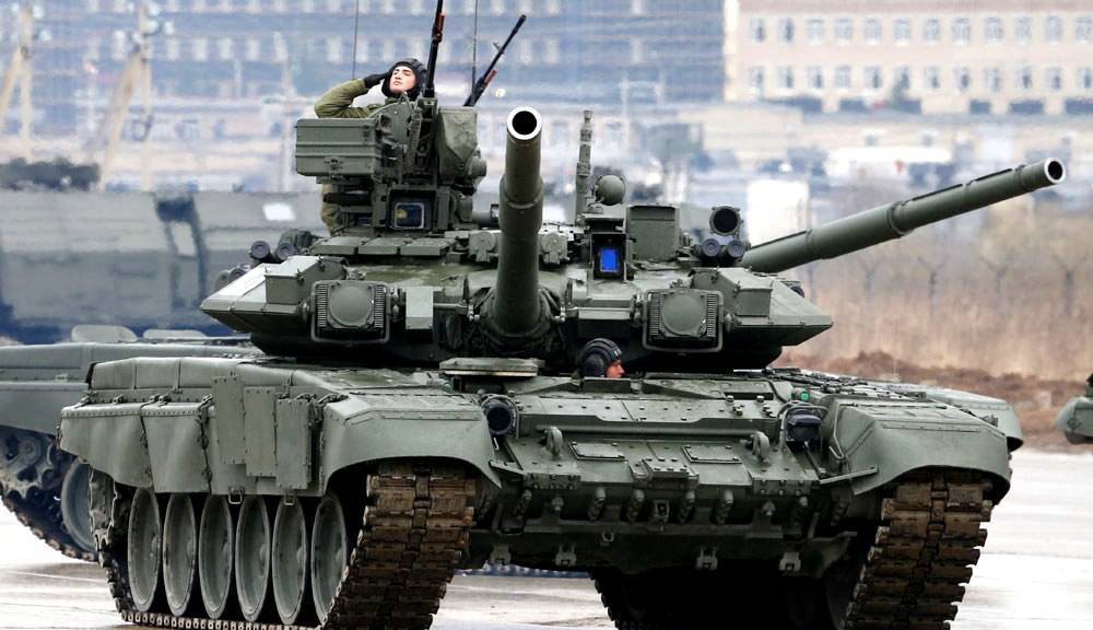 Сравнение танков Abrams, Leopard и российский Т-90 “Прорыв”.