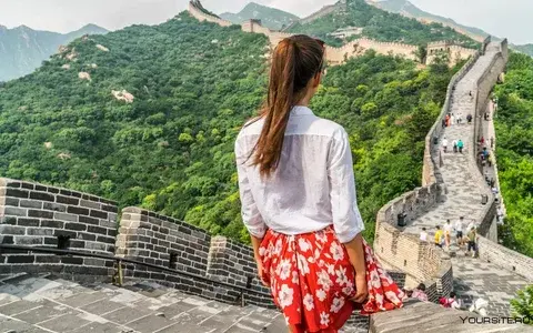 Китай вновь открывает границы для иностранных туристов впервые после извержения Ковида