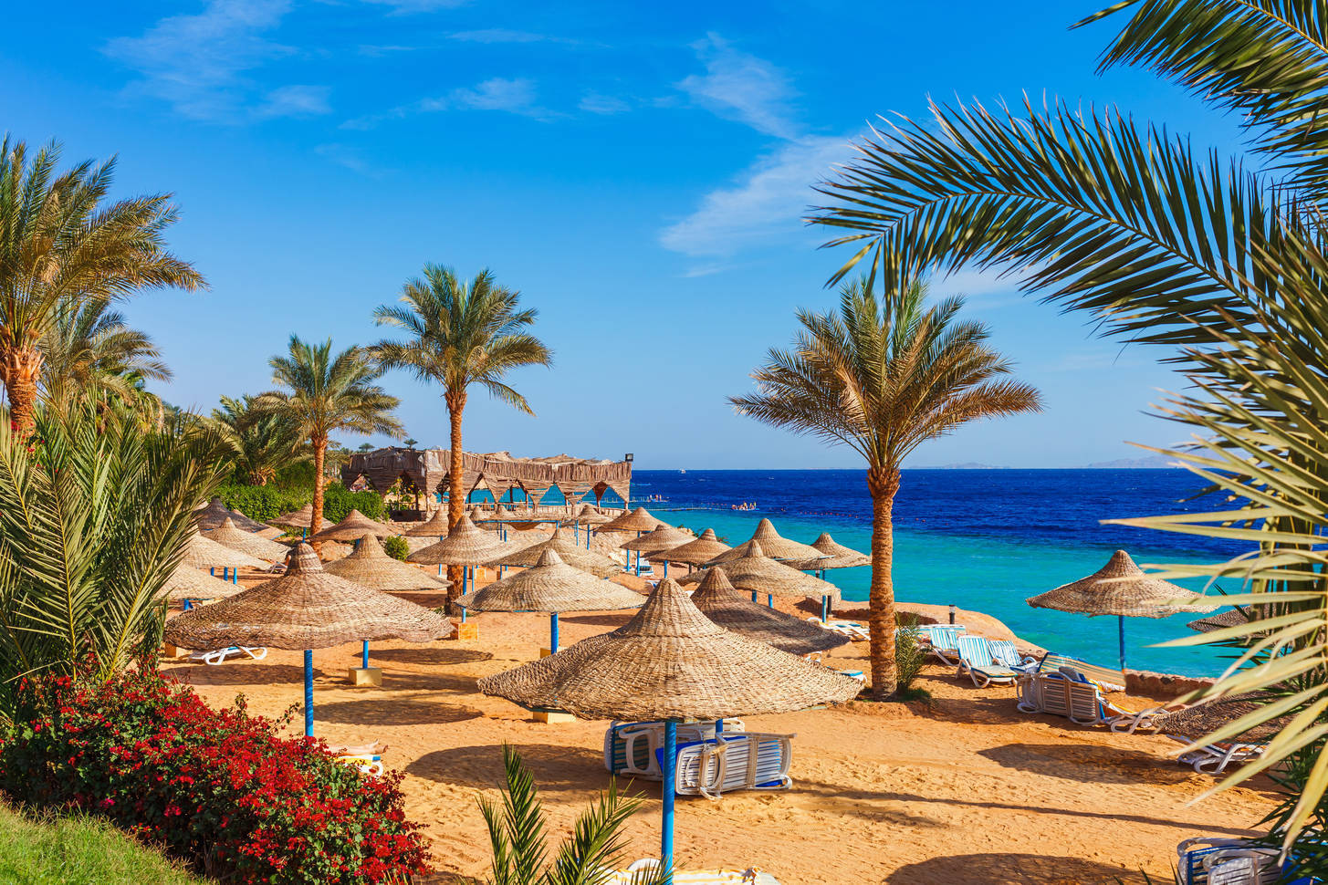 Куда можно съездить отдохнуть заграницу всей семьей. Большое путешествие в страны зарубежья.