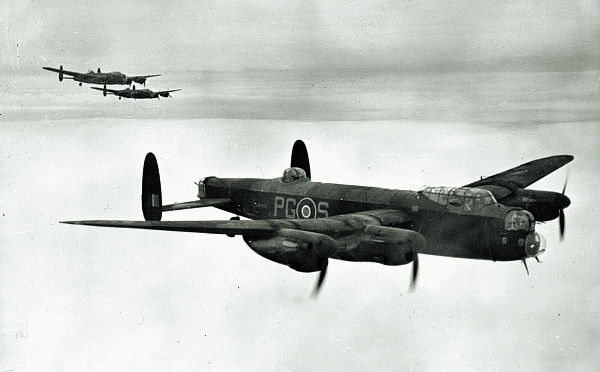 Что случилось с двумя канадскими авиаторами Lancaster L7576?